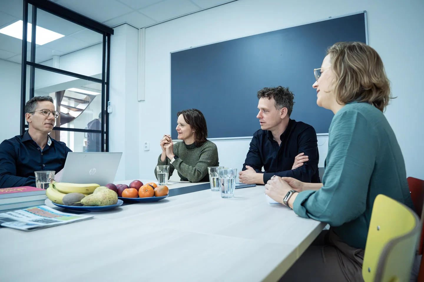 Groep tijdens een overleg bij Monter Leefstijl